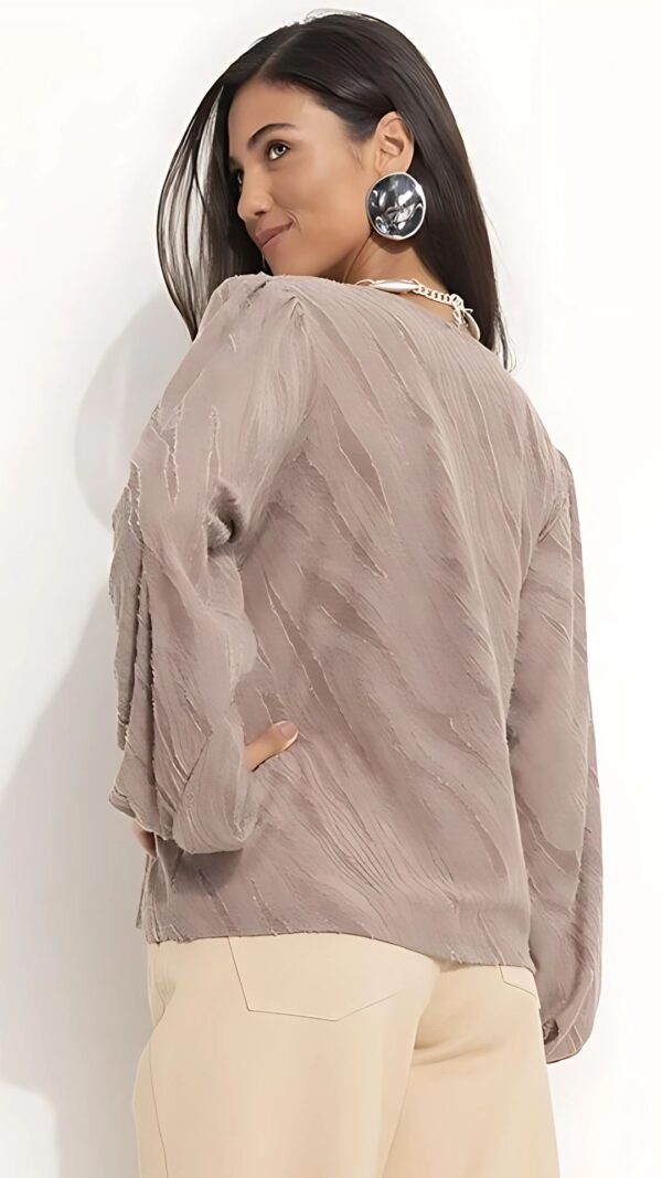 Blusa com Decote V Sara - Image 3