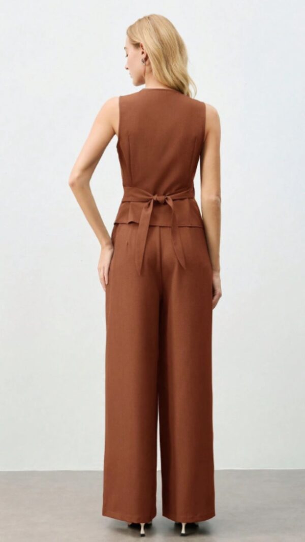 Conjunto Calça com Pregas e Colete - Image 3