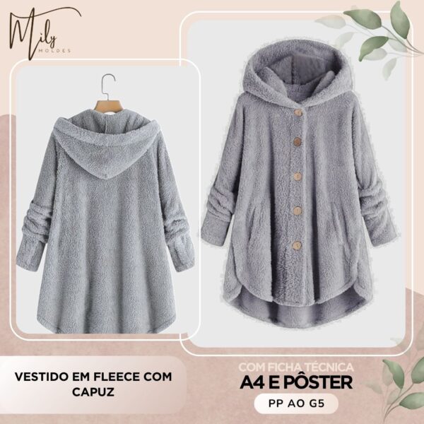 Vestido em Fleece com Capuz